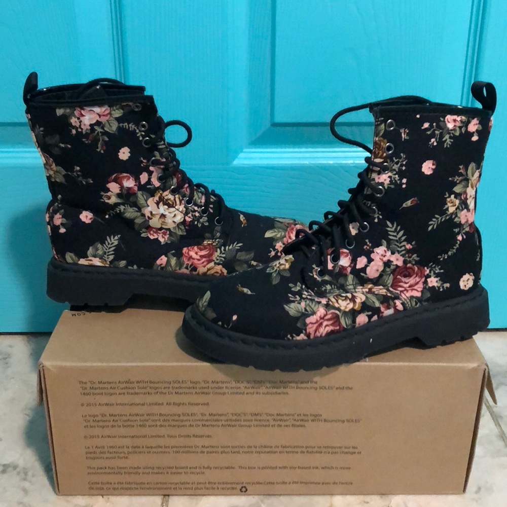 Floral Boots🌸